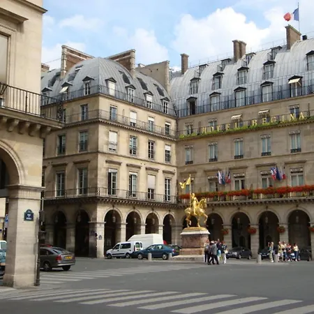 Place De La Concorde - Palais Royal Apartment